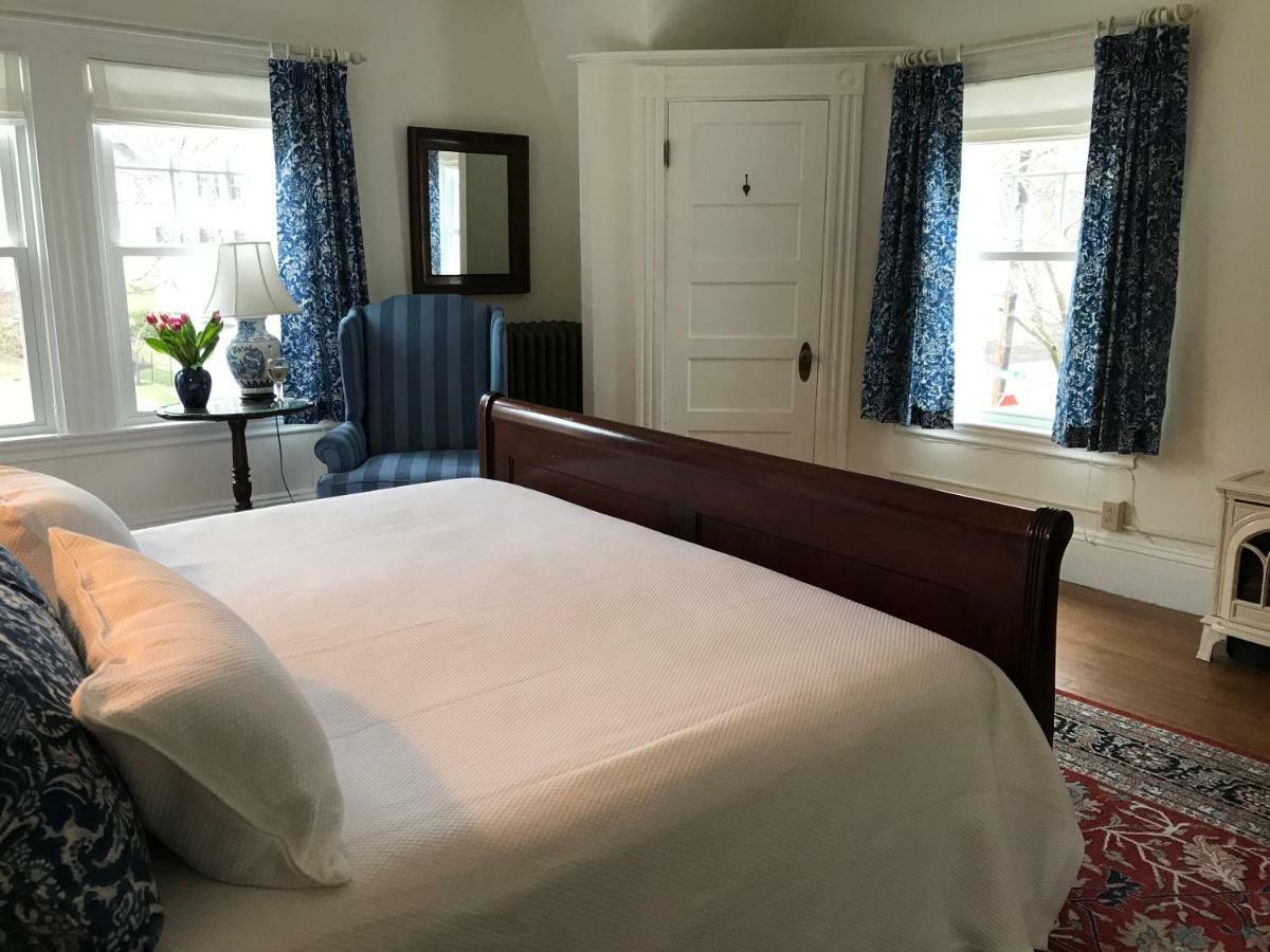 The Belmont 3*